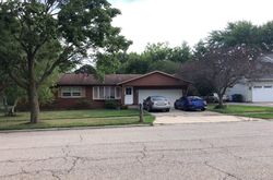 Bank Foreclosures in SOUTH ELGIN, IL