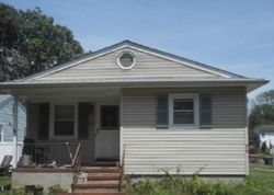 Bank Foreclosures in METUCHEN, NJ