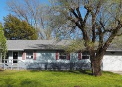 Bank Foreclosures in IOLA, KS