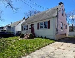 Bank Foreclosures in LYNBROOK, NY