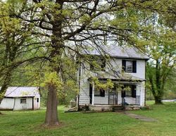 Bank Foreclosures in NEW WINDSOR, MD