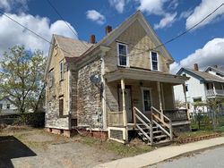 Bank Foreclosures in BELLOWS FALLS, VT