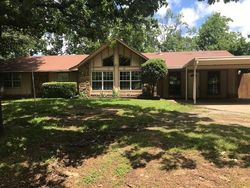 Bank Foreclosures in POTEAU, OK