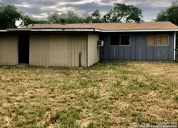 Bank Foreclosures in UNIVERSAL CITY, TX