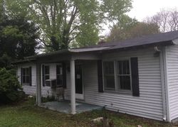 Bank Foreclosures in RUSSELL SPRINGS, KY