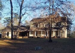Bank Foreclosures in WIGGINS, MS