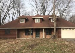 Bank Foreclosures in GARDEN CITY, MO