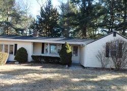 Bank Foreclosures in HOLLISTON, MA