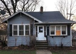 Bank Foreclosures in WILMINGTON, IL