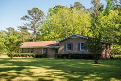 Bank Foreclosures in CASTLE HAYNE, NC