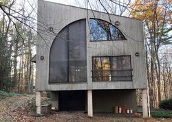 Bank Foreclosures in POUND RIDGE, NY