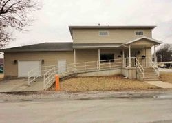 Bank Foreclosures in TAYLORVILLE, IL