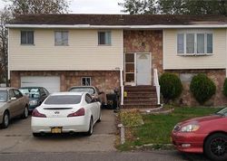 Bank Foreclosures in WYANDANCH, NY