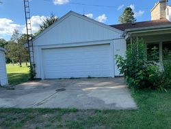 Bank Foreclosures in EARLVILLE, IL