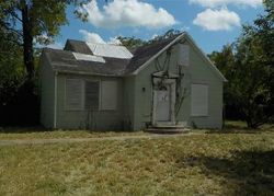 Bank Foreclosures in WOODSBORO, TX