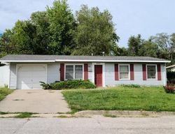 Bank Foreclosures in KNOB NOSTER, MO