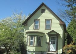 Bank Foreclosures in DRACUT, MA