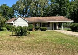 Bank Foreclosures in STARKVILLE, MS