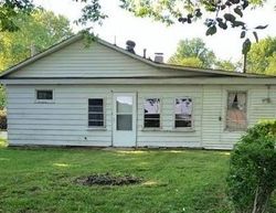 Bank Foreclosures in LEBANON, IL