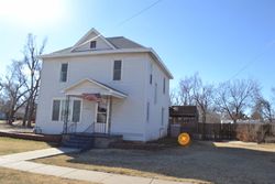 Bank Foreclosures in RUSSELL, KS