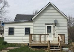 Bank Foreclosures in REINBECK, IA