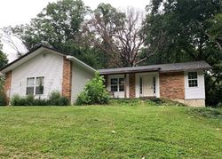 Bank Foreclosures in CHESTERFIELD, MO