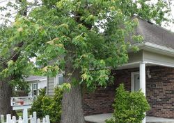 Bank Foreclosures in WEST FRANKFORT, IL