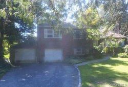 Bank Foreclosures in GLEN HEAD, NY