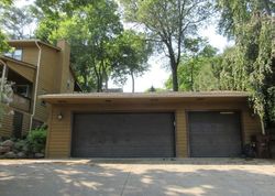 Bank Foreclosures in FOX LAKE, IL