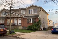 Bank Foreclosures in ARVERNE, NY