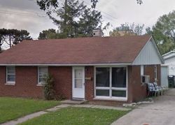 Bank Foreclosures in CHAMPAIGN, IL