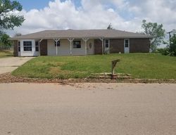 Bank Foreclosures in BINGER, OK