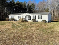 Bank Foreclosures in AMELIA COURT HOUSE, VA