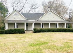 Bank Foreclosures in UNION POINT, GA