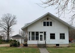 Bank Foreclosures in SAUNEMIN, IL
