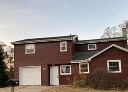 Bank Foreclosures in FOX RIVER GROVE, IL