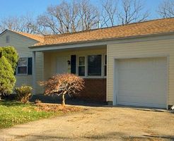 Bank Foreclosures in HACKETTSTOWN, NJ