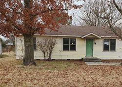 Bank Foreclosures in BIG CABIN, OK