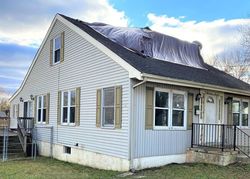 Bank Foreclosures in CLAYTON, NJ