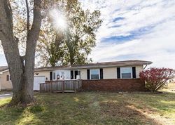 Bank Foreclosures in MORO, IL