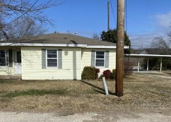 Bank Foreclosures in HILLSBORO, TX