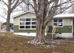 Bank Foreclosures in CORYDON, IN