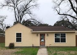 Bank Foreclosures in UVALDE, TX