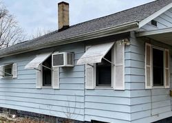 Bank Foreclosures in TAYLORVILLE, IL