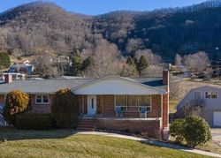 Bank Foreclosures in MAGGIE VALLEY, NC