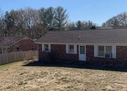 Bank Foreclosures in VERONA, VA