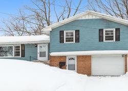 Bank Foreclosures in CLINTON, IA