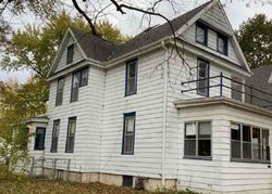 Bank Foreclosures in LA CROSSE, WI