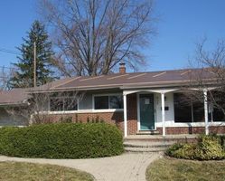 Bank Foreclosures in CLAWSON, MI