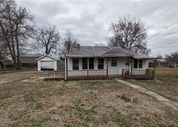 Bank Foreclosures in BRIGHTON, IL